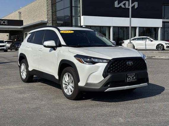 TOYOTA COROLLA CROSS 2023 7MUCAAAG1PV053184 image